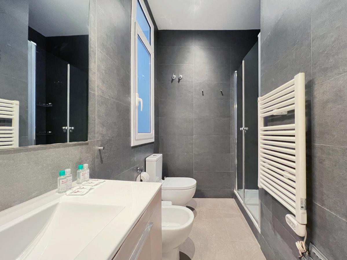 Stay U-Nique Apartments Fontanella برشلونة المظهر الخارجي الصورة