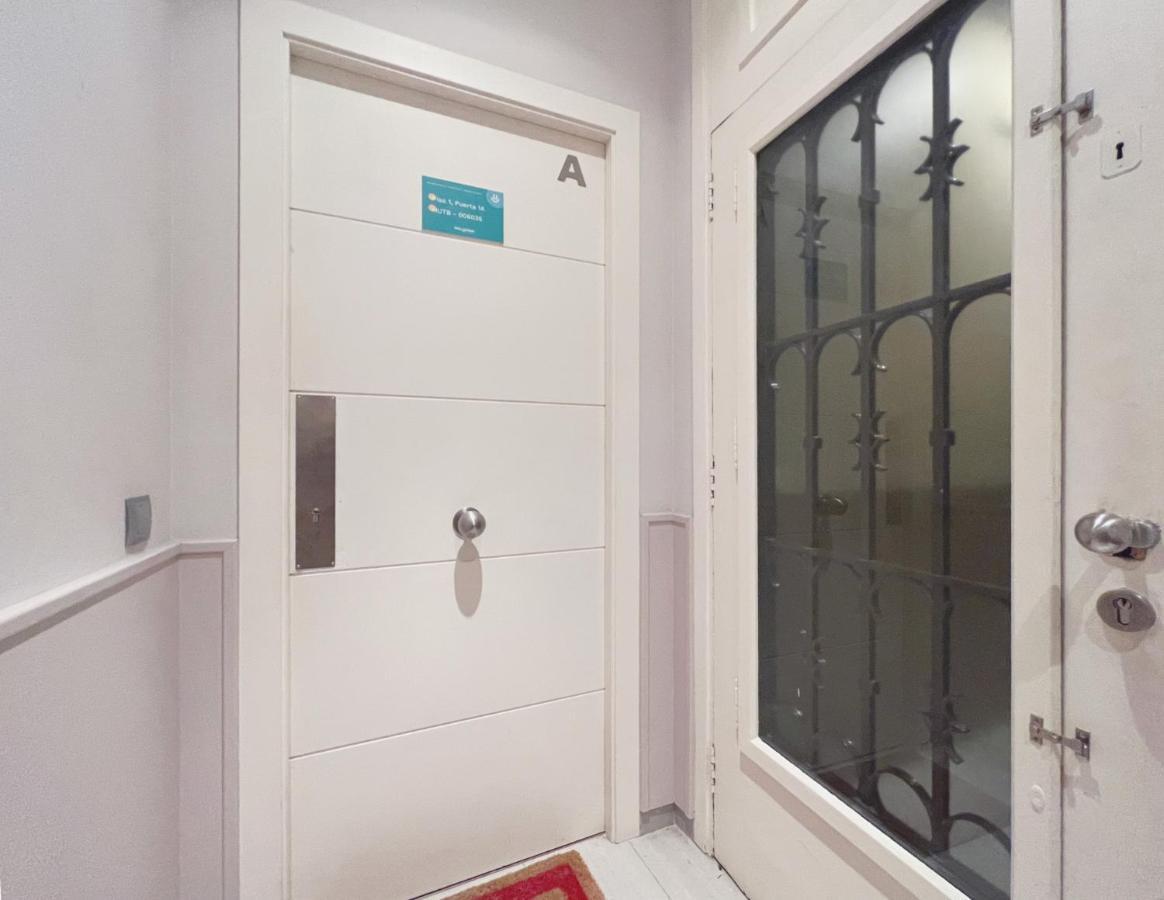 Stay U-Nique Apartments Fontanella برشلونة المظهر الخارجي الصورة